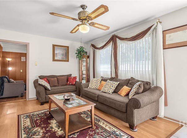 2438 E 39th Street, Savannah, GA 31404