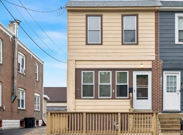 337 SENECA ST, LESTER, PA 19029