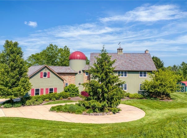 1350 Bell Road, Chagrin Falls, OH 44022