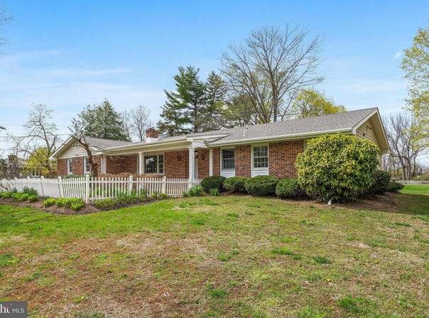 963 KINGS HIGHWAY, THOROFARE, NJ 08086