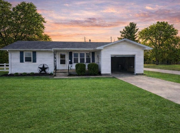 812 Alberta Street, Fordland, MO 65652