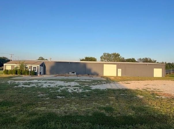 31933 Old KC Road, Paola, KS 66071