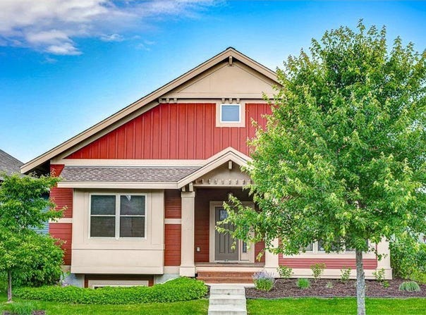 4082 Monarch Lane N, Lake Elmo, MN 55042