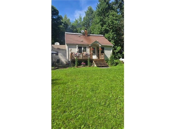 8492 190th Street, Hayland Twp, MN 56353