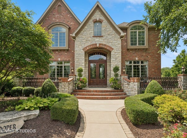 931 Lusted Lane, Batavia, IL 60510