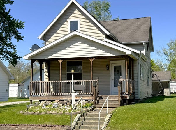 738 Maple Street, Monticello, IN 47960