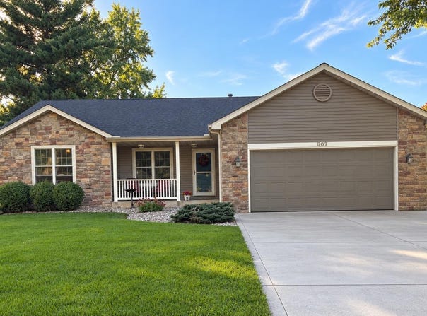 607 Parker Street, Warsaw, IN 46580