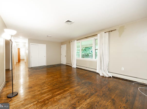 971 STEVENS LANE, WAYNE, PA 19087