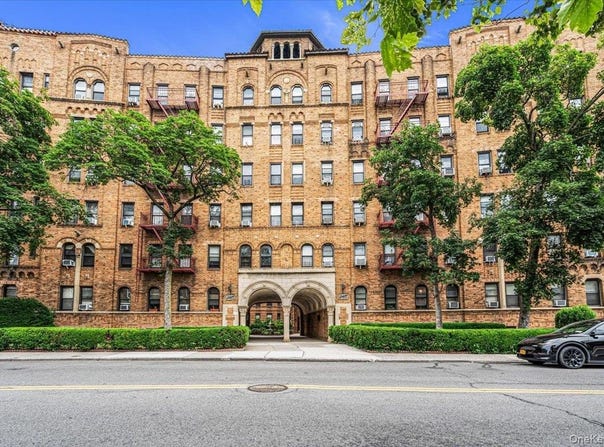 8344 Lefferts Boulevard, Kew Gardens, NY 11415