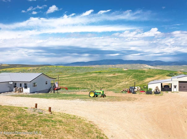 1300 JOHNSON Way, Craig, CO 81625