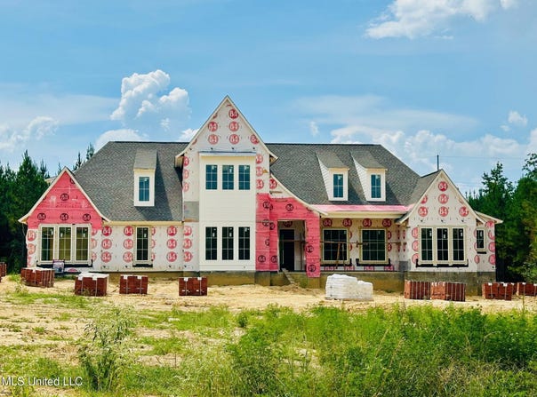 906 Old Glory Lane, Brandon, MS 39047