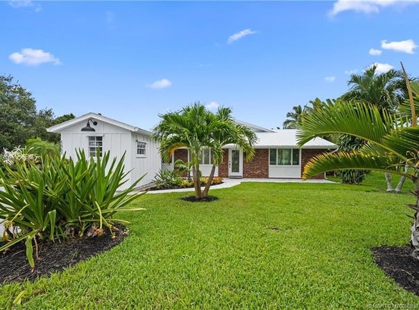 1567 NE Sottong Avenue, Jensen Beach, FL 34957