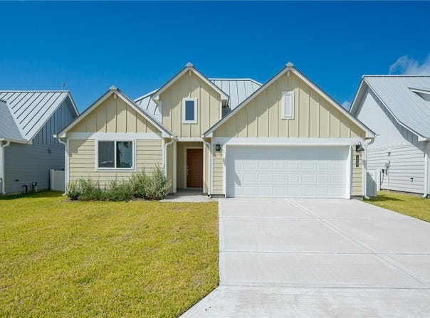 1009 St Croix Drive, Rockport, TX 78382