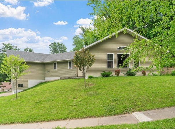 2391 Brooks Avenue, Red Wing, MN 55066