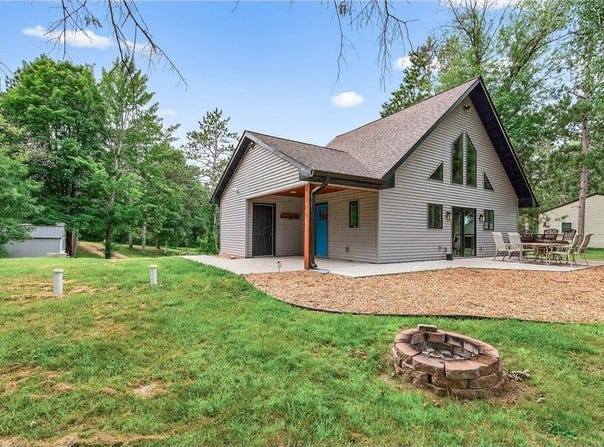 342 Paulsen Lake Court, Alden Twp, WI 54020