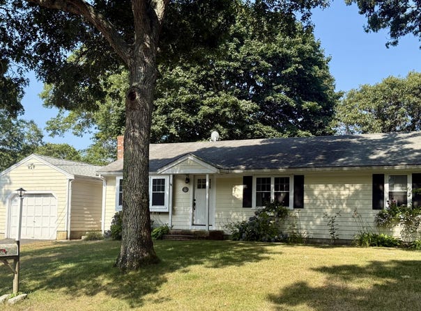 15 Sallys Way, South Dennis, MA 02660