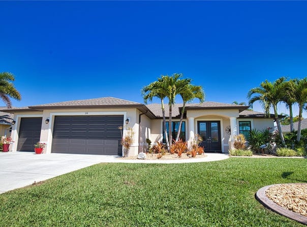 39 MEDALIST Road, ROTONDA WEST, FL 33947