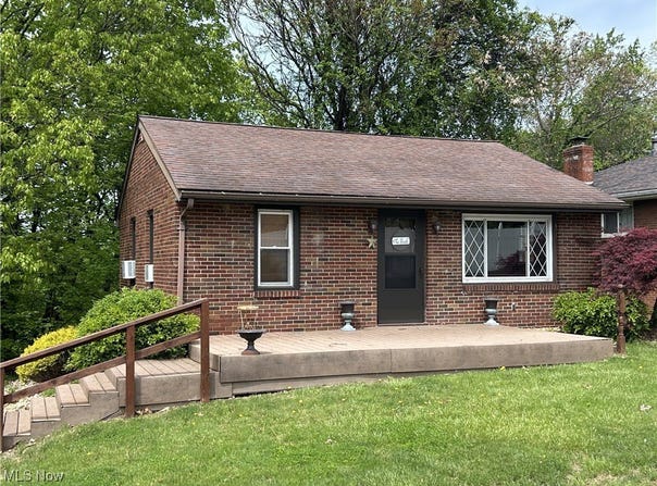 385 Truax Lane, Weirton, WV 26062