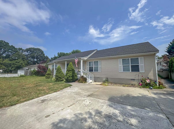 1714 New Road, Linwood, NJ 08221