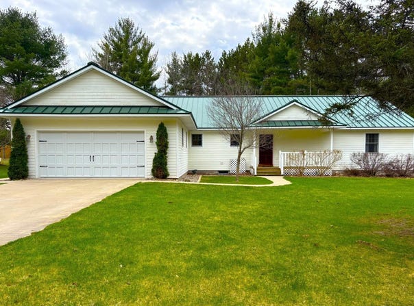 7384 Betsie River Road, Interlochen, MI 49643