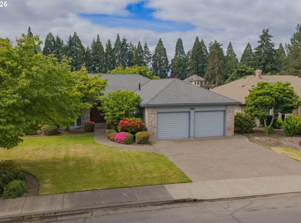 590 SNEAD Dr N, Keizer, OR 97303