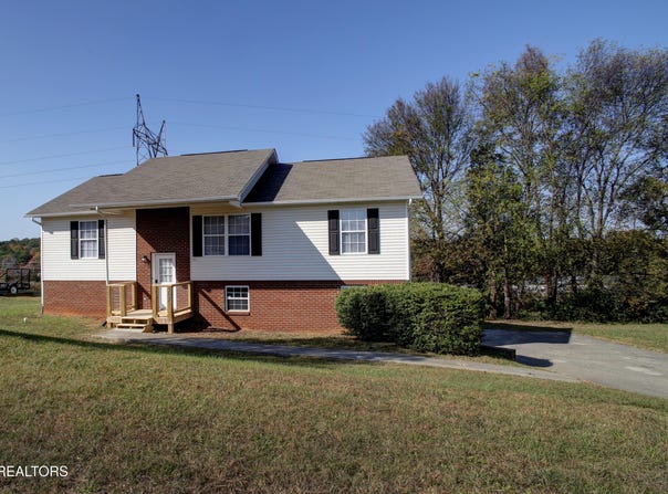 567 Joshua Drive, Dandridge, TN 37725
