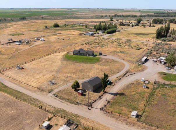 310 Tree Farm Road, Pasco, WA 99301