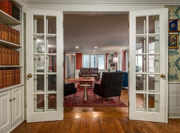 2 Cherry Lane, Bristol, RI 02809