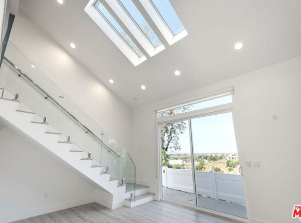 10321 Sala Pl, Sun Valley, CA 91352