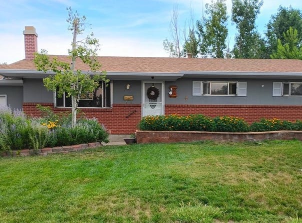 69 MacNaughton Rd, Pueblo, CO 81001