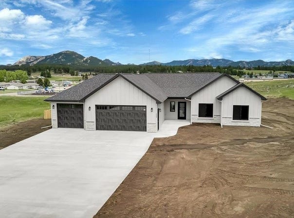 229 Stone Hill, Custer, SD 57730