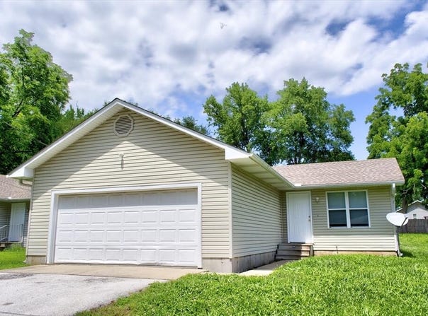 204 Howard Street, Willard, MO 65781