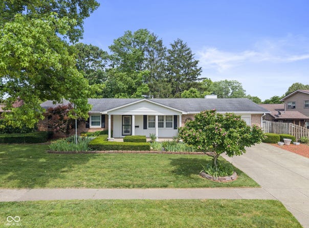 649 Lawndale Drive, Plainfield, IN 46168