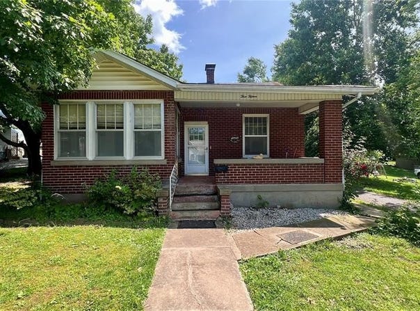 315 East College Avenue, Fredericktown, MO 63645