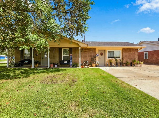 52 Hms Drive, Houma, LA 70364
