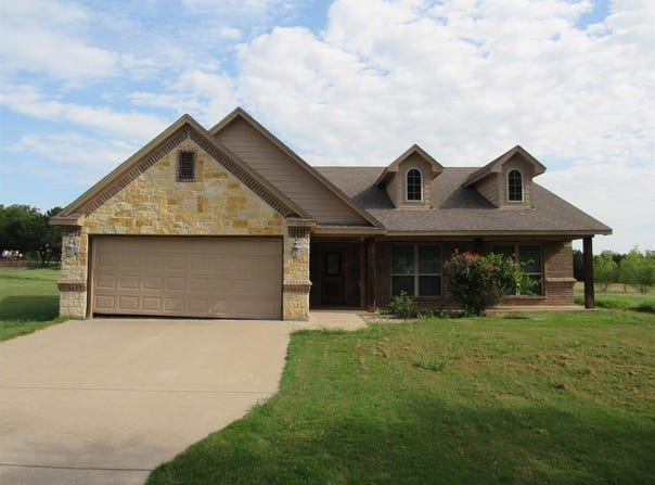 212 Star Ranch Drive, Whitney, TX 76692