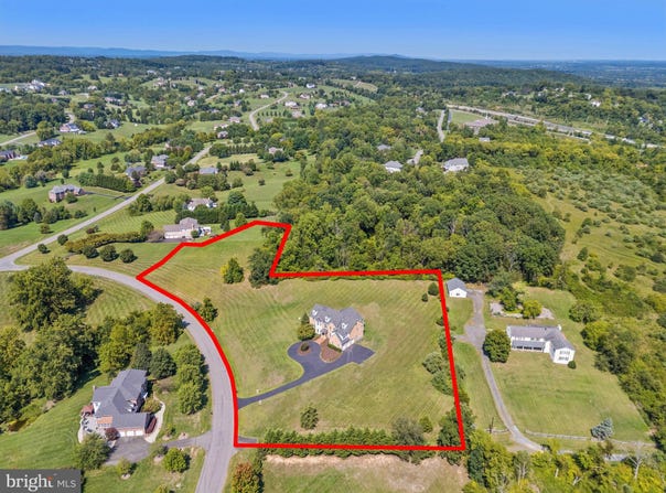 40752 CANONGATE DRIVE, LEESBURG, VA 20175