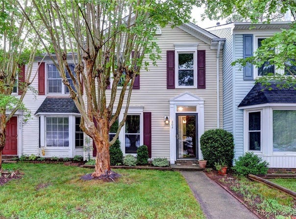 404  Arabian Cir, Yorktown, VA 23693