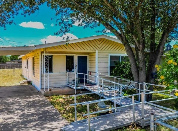 913 E Peter Street, Edinburg, TX 78541