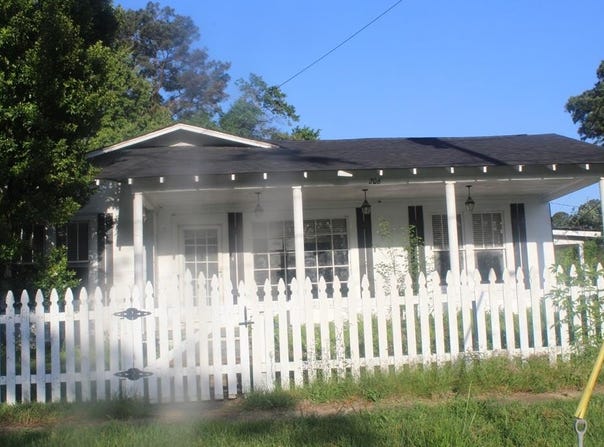 206 S Monroe, CALHOUN CITY, MS 38916