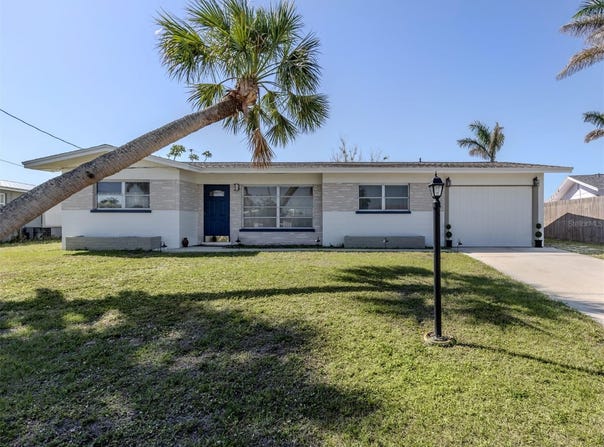 444 DRIFTWOOD ROAD, VENICE, FL 34293