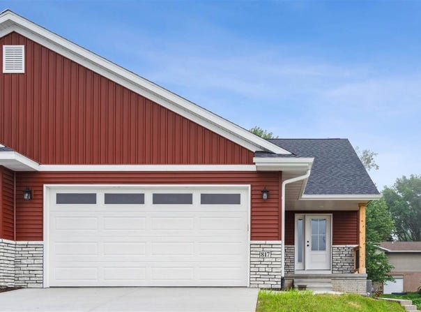 817 Prairie View Dr, WestBranch, IA 52358