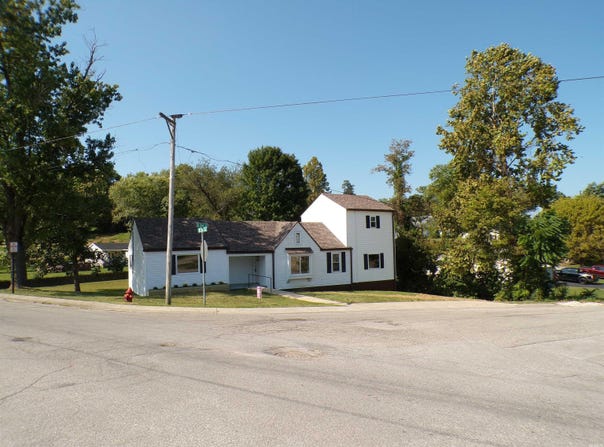 215 N Oak Street, Paoli, IN 47454