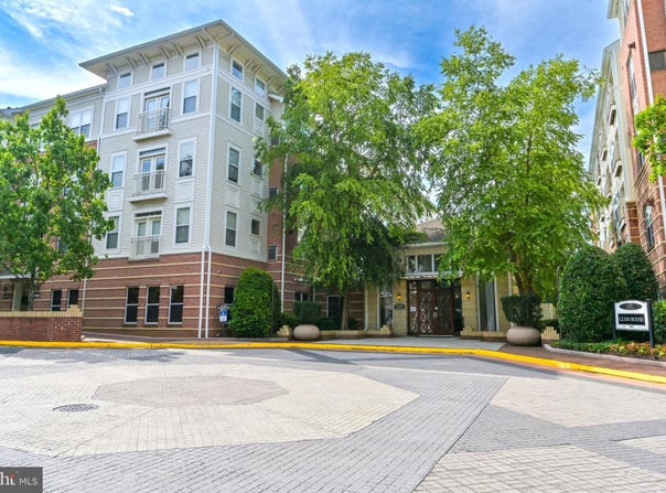 9480 VIRGINIA CENTER BOULEVARD, VIENNA, VA 22181