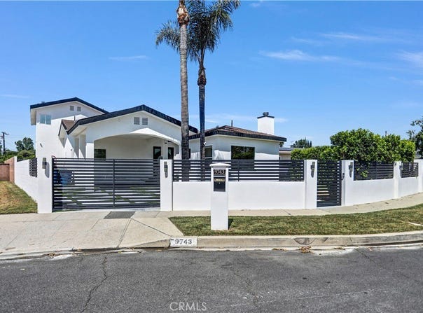 9743 Monogram Avenue, Northridge, CA 91343