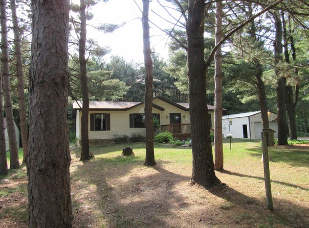 709 W 17th Drive, Arkdale, WI 54613