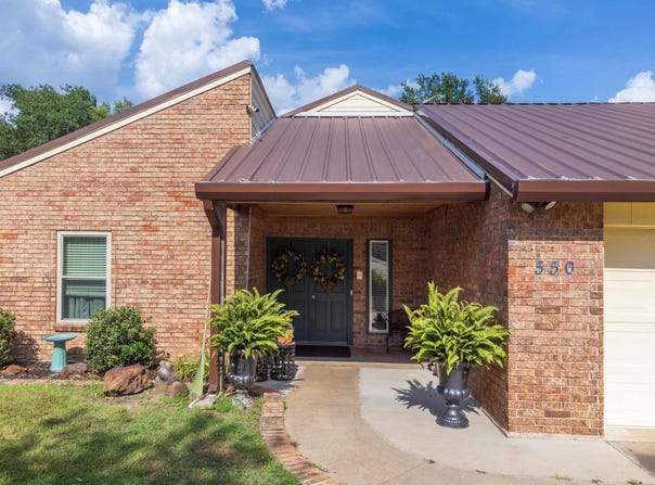 550 E Mountain Road, Longview, TX 75604