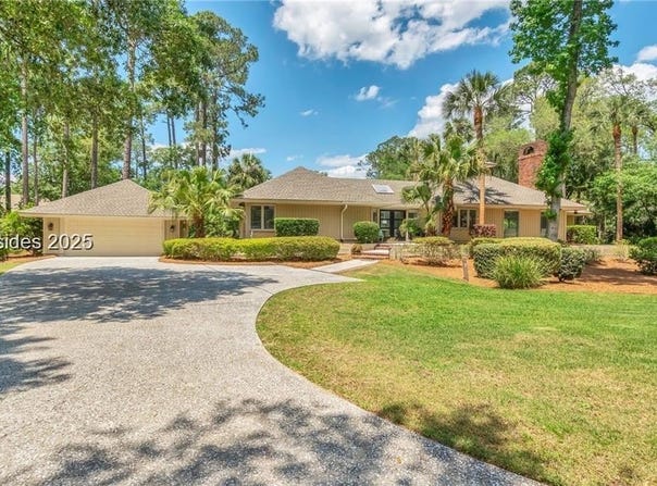8 Lavington Road, Hilton Head Island, SC 29928