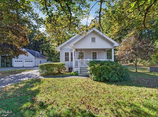 3072 Spawn Road, Schenectady, NY 12303