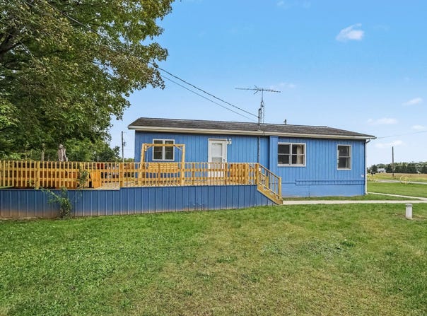 12151 M 216, Marcellus, MI 49067